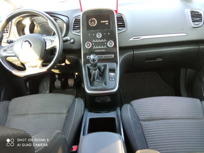 Renault Grand Scénic 1.7 blue dci Sport Edition 120cv (13)
