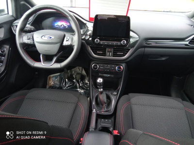 Ford Puma 1.0 EcoBoost Hybrid 125 CV S&S aut. ST-Line X (17)
