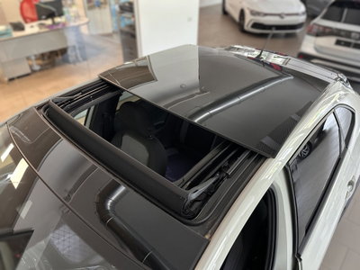 Volkswagen Taigo 1.0 TSI 110 CV DSG R-Line (10)