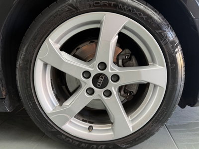 Audi A3 Sportback 1.6 TDI 116 CV S tronic Sport (5)