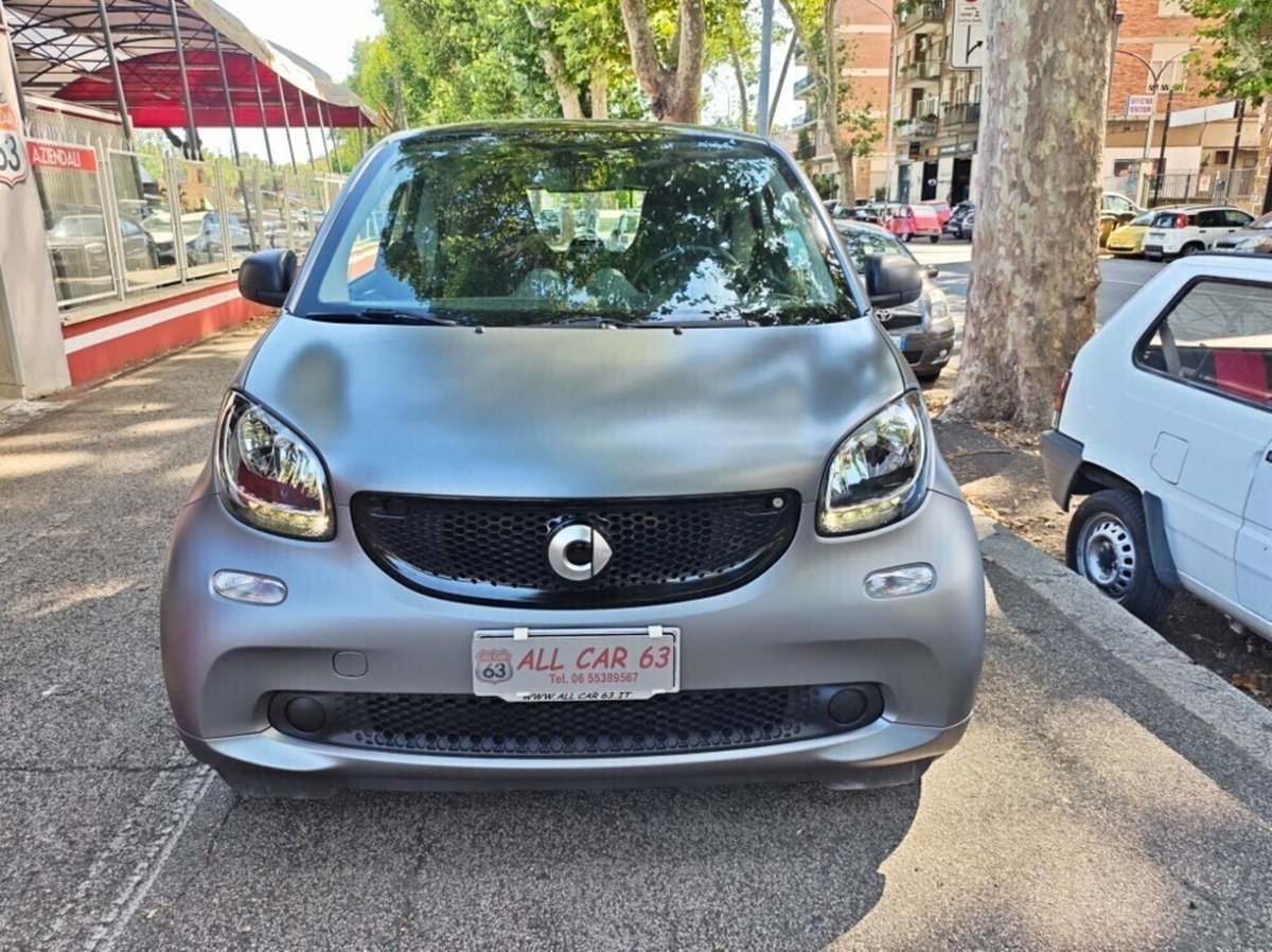 smart Fortwo 70 1.0 Youngster (2)