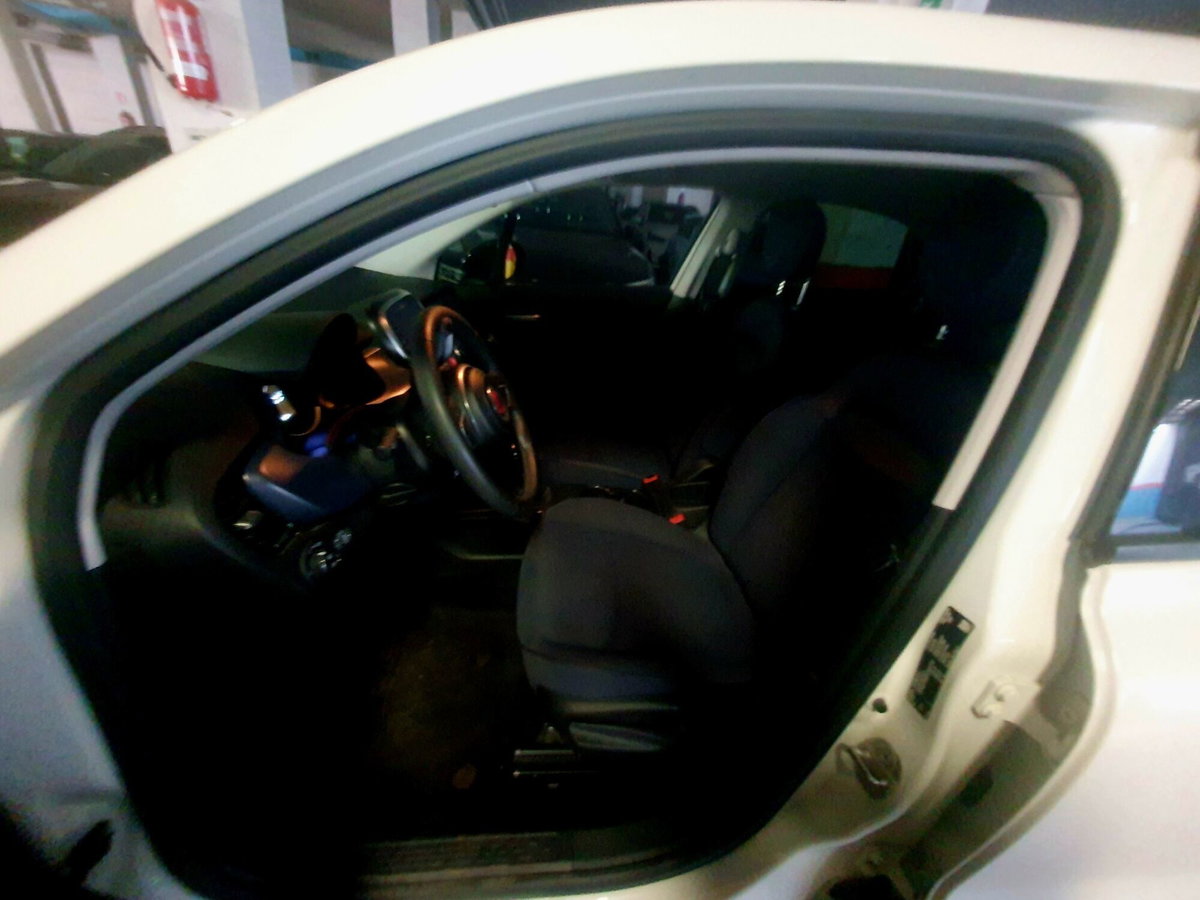 Fiat 500X 1.3 MultiJet 95 CV Red Dolcevita (7)