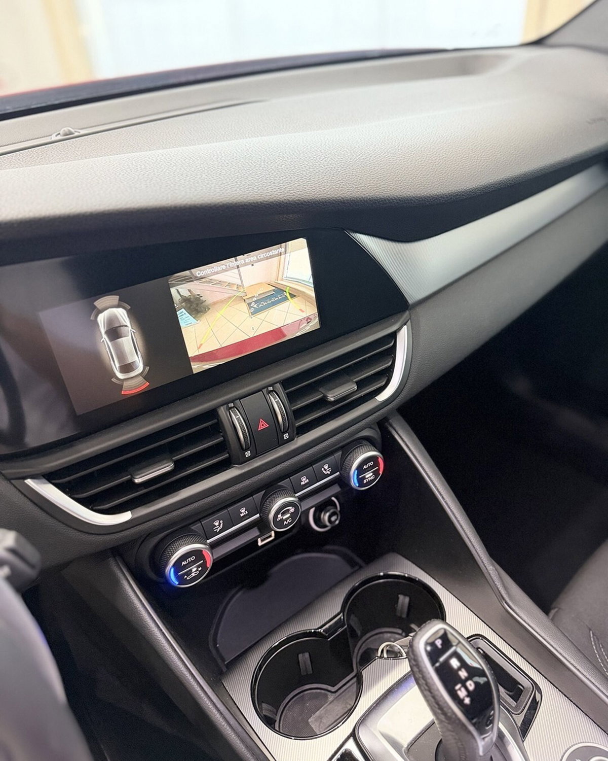Alfa Romeo Giulia 2.2 Turbodiesel 160 CV AT8 Sprint (13)