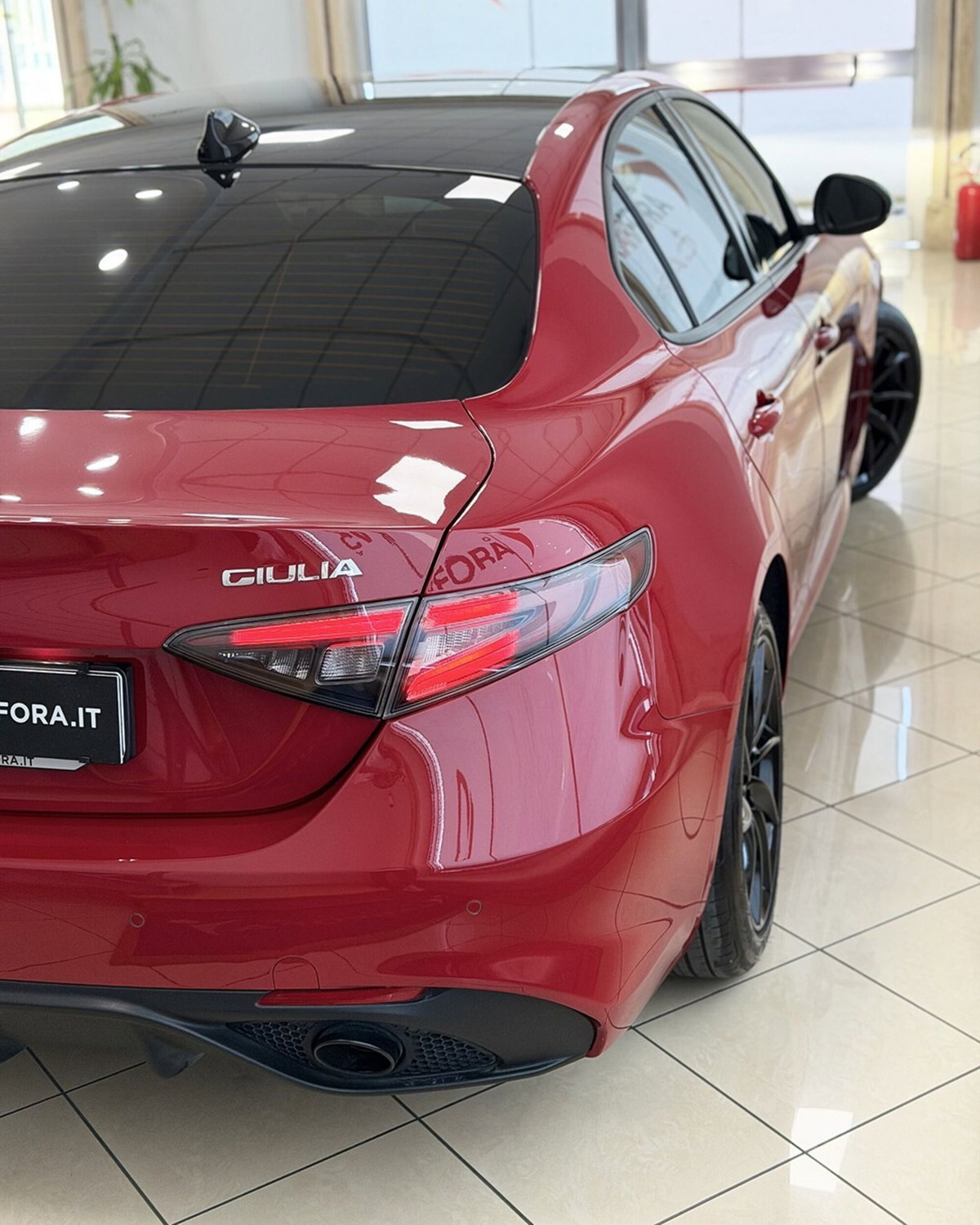 Alfa Romeo Giulia 2.2 Turbodiesel 160 CV AT8 Sprint (5)