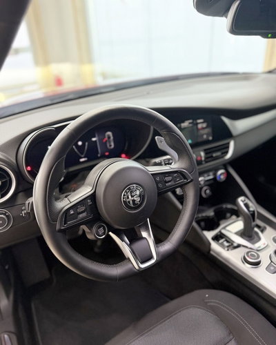 Alfa Romeo Giulia 2.2 Turbodiesel 160 CV AT8 Sprint (8)