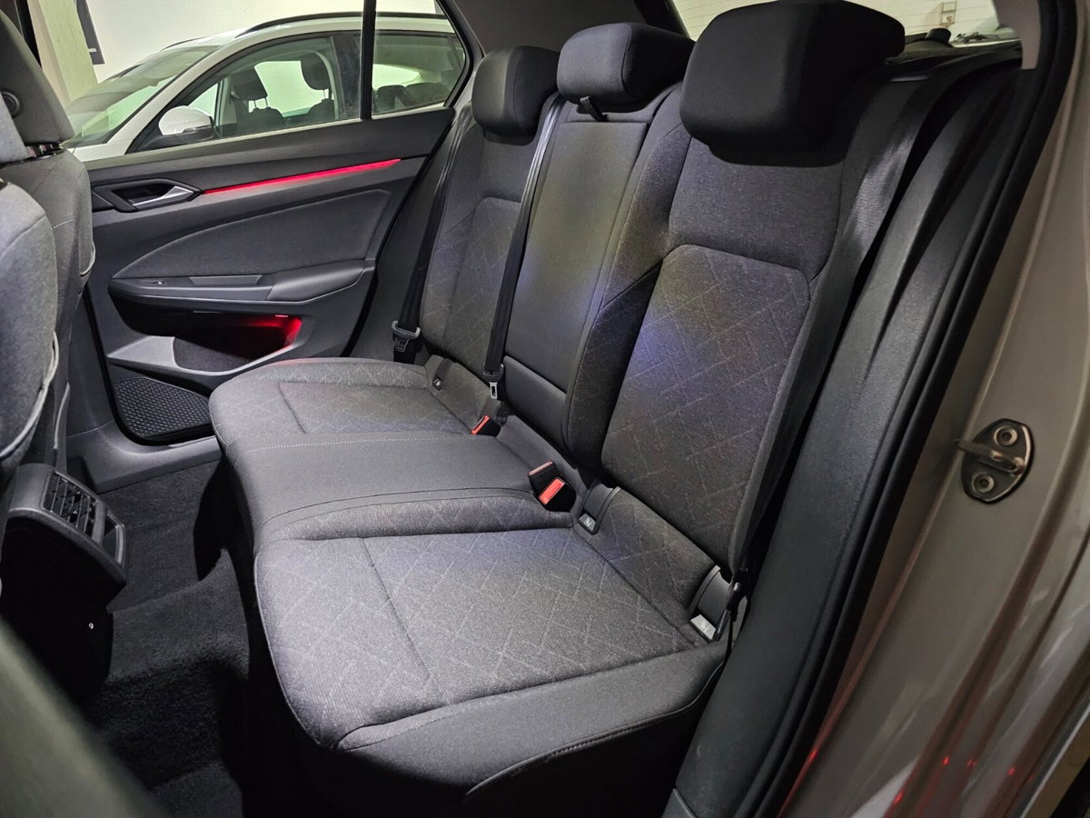 Volkswagen Golf 2.0 TDI DSG SCR Life (20)
