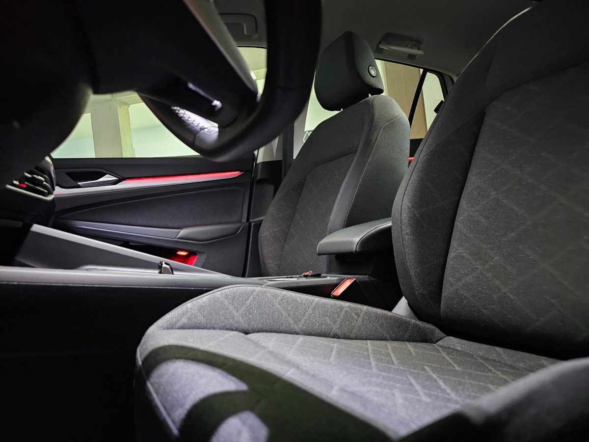 Volkswagen Golf 2.0 TDI DSG SCR Life (8)