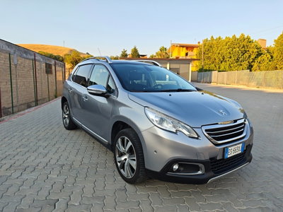 Peugeot 2008 e-HDi 115 CV Stop&Start Allure (3)