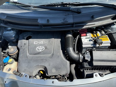 Toyota Yaris 1.D-4D 5 porte (16)