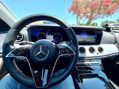 Mercedes-Benz Classe E 220 d Auto Premium Plus (10)