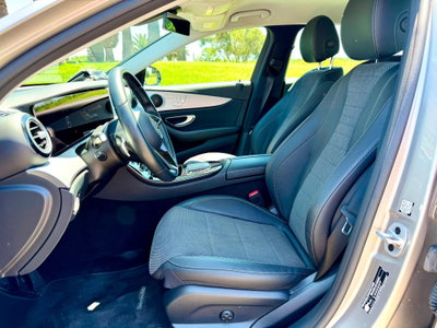 Mercedes-Benz Classe E 220 d Auto Premium Plus (11)
