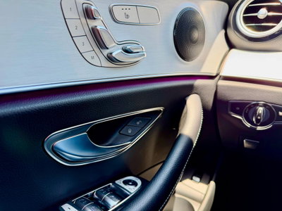 Mercedes-Benz Classe E 220 d Auto Premium Plus (13)