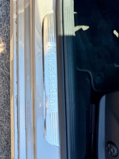 Mercedes-Benz Classe E 220 d Auto Premium Plus (18)