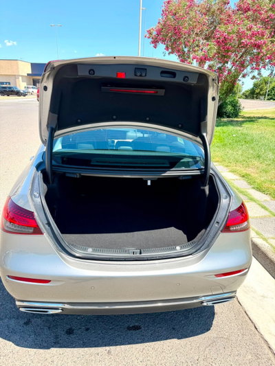 Mercedes-Benz Classe E 220 d Auto Premium Plus (9)