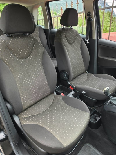 Fiat Idea 1.2 16V BlackLabel (13)