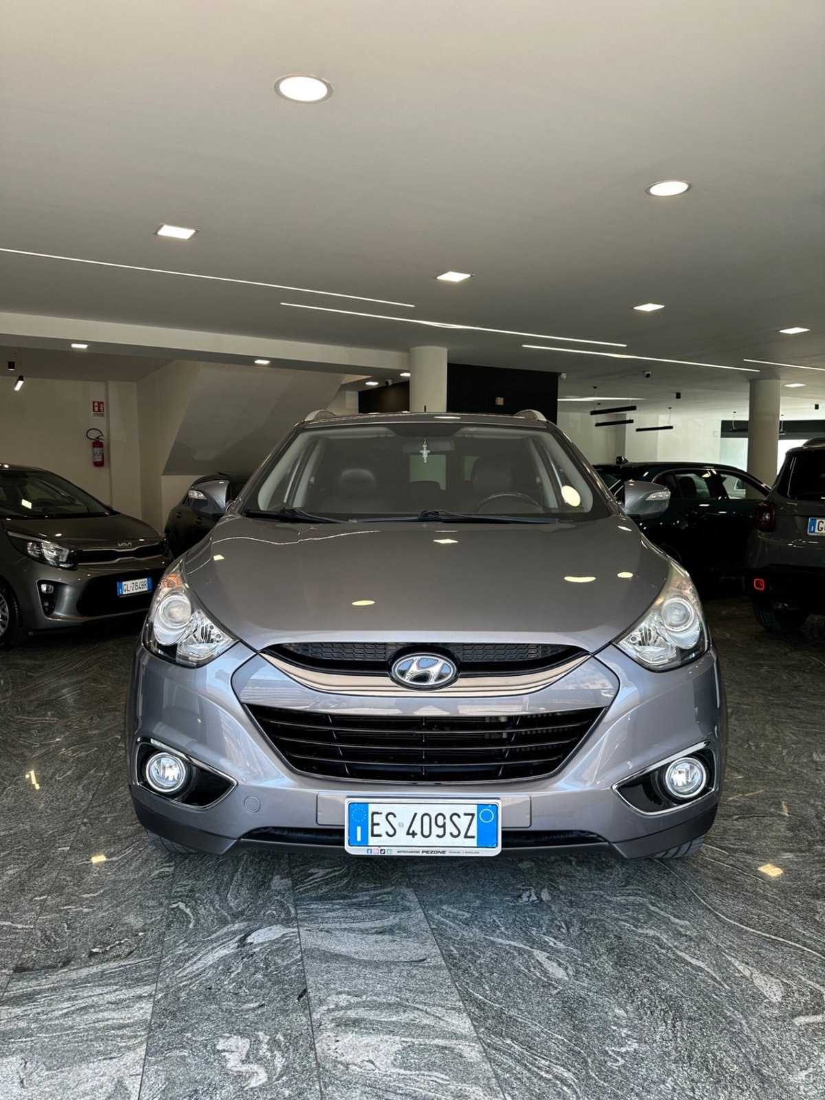 Hyundai ix35 1.7 CRDi 2WD Xpossible (2)