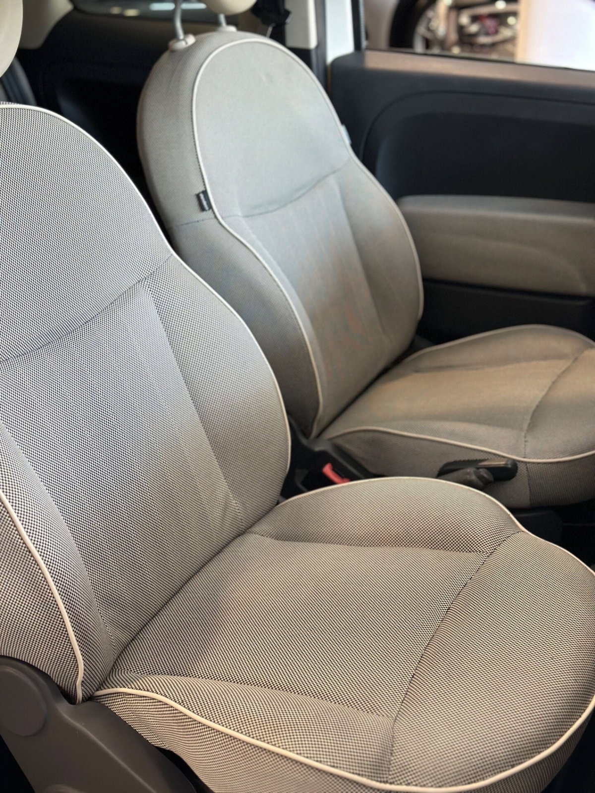 Fiat 500 1.2 Lounge (11)