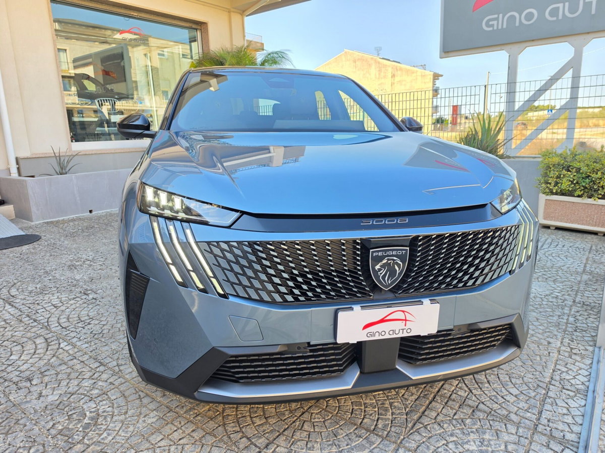 Peugeot 3008 1.2 hybrid GT Exclusive 145cv e-dcs6 (3)
