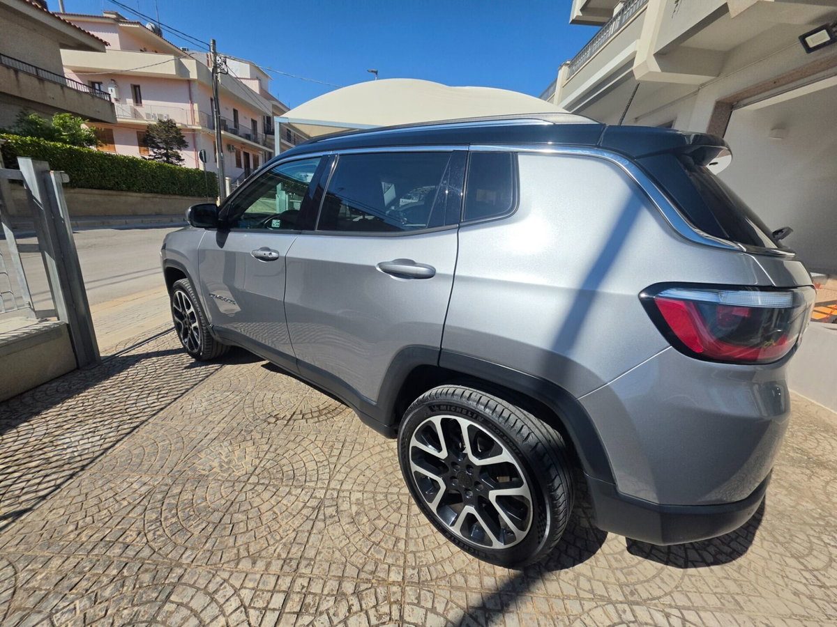 Jeep Compass 2.0 Multijet II 4WD Limited (17)