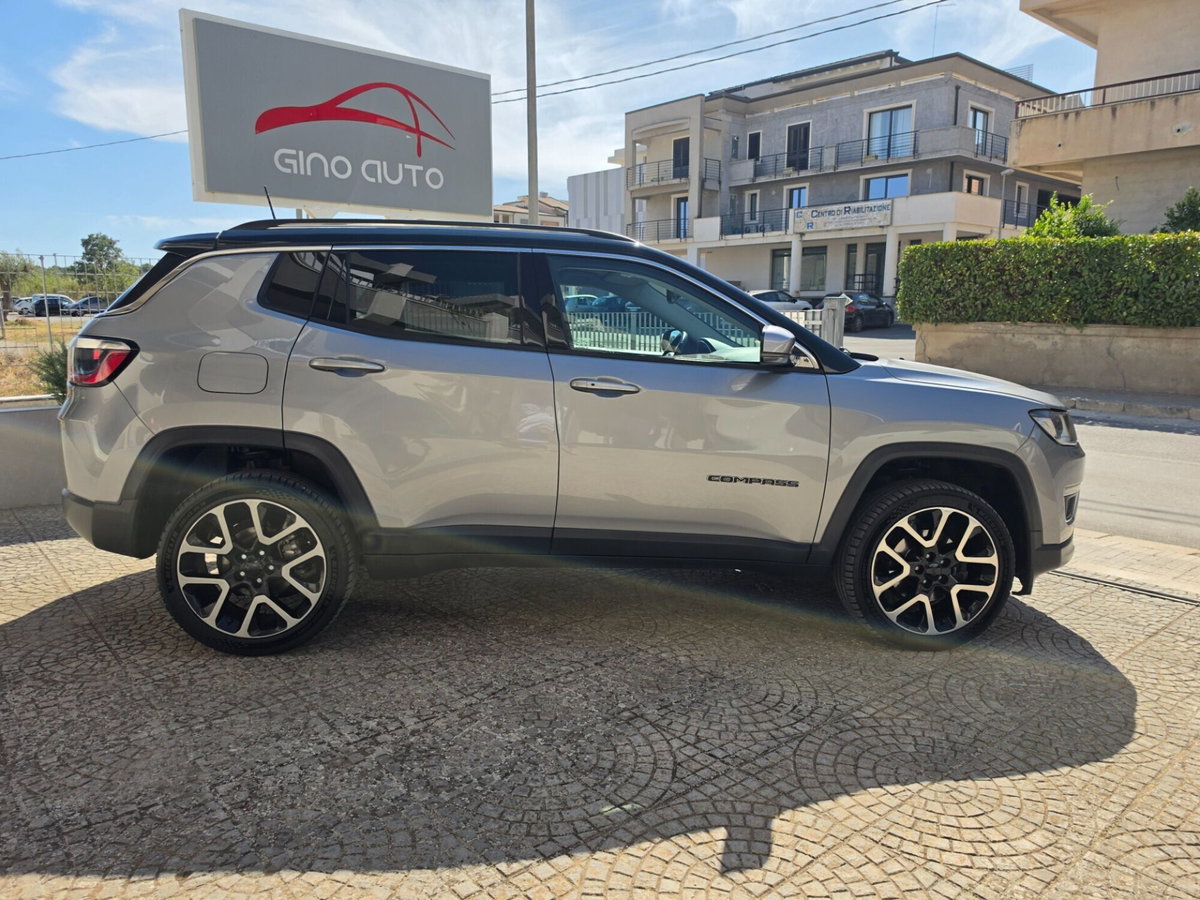 Jeep Compass 2.0 Multijet II 4WD Limited (9)