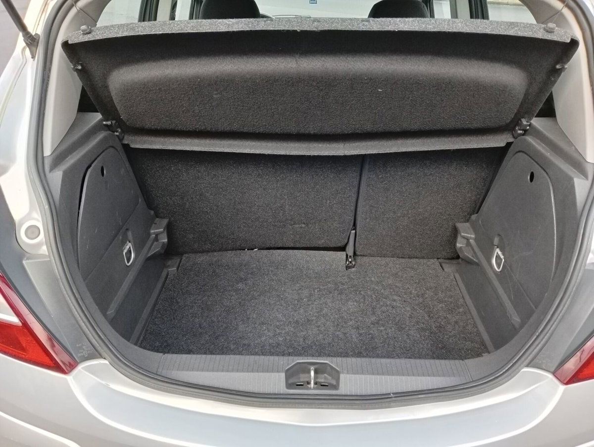 Opel Corsa 1.2 80CV 5 porte GPL-TECH Club (14)