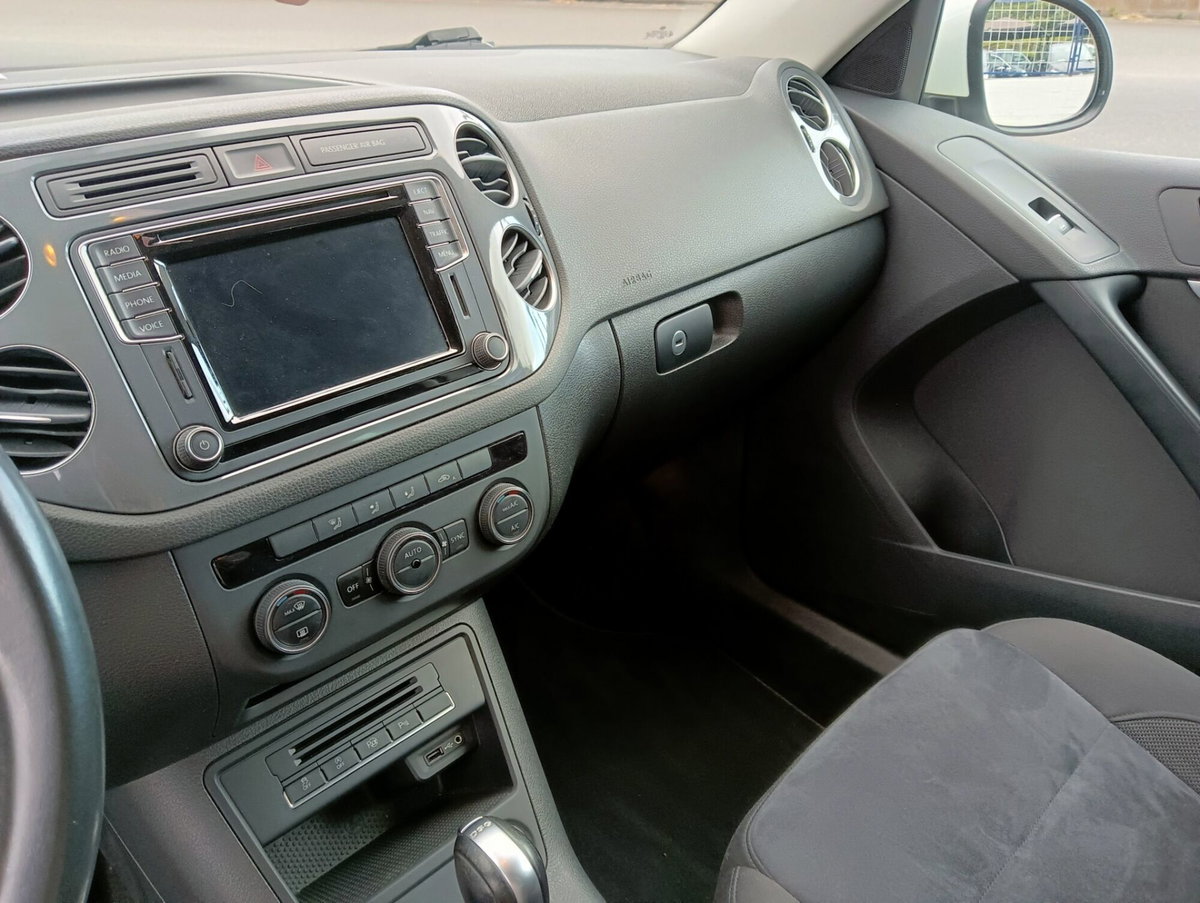 Volkswagen Tiguan 2.0 TDI SCR DSG Executive BlueMotion Technology (10)