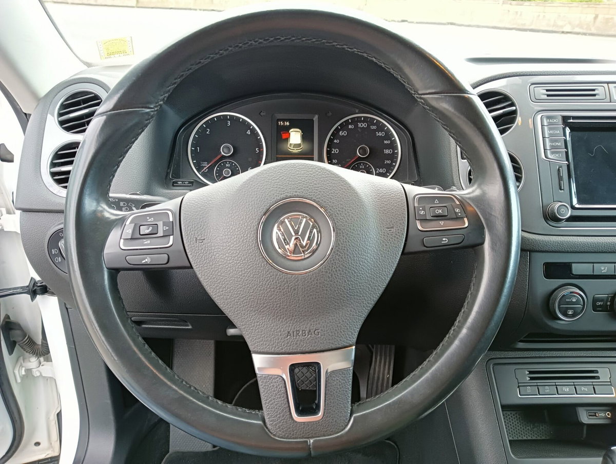 Volkswagen Tiguan 2.0 TDI SCR DSG Executive BlueMotion Technology (9)