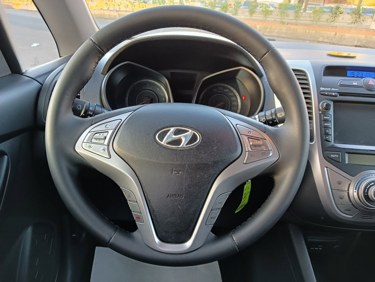 Hyundai ix20 1.6 CRDI 115 CV Style (9)