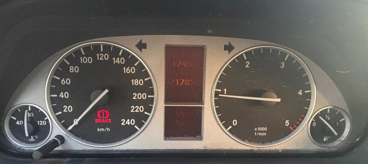 Mercedes-Benz Classe B 200 CDI Sport (14)