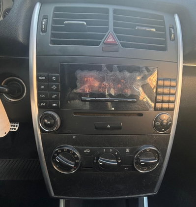 Mercedes-Benz Classe B 200 CDI Sport (16)