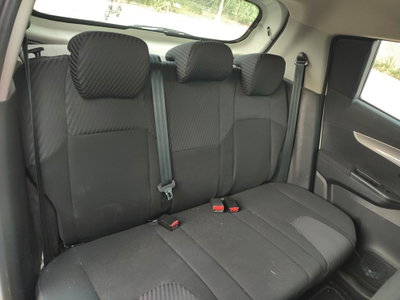 Mahindra KUV100 KUV100 1.2 VVT M-Bifuel(GPL) K8 (13)