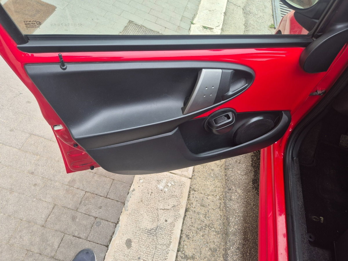 Citroen C1 1.0 5 porte Seduction (12)