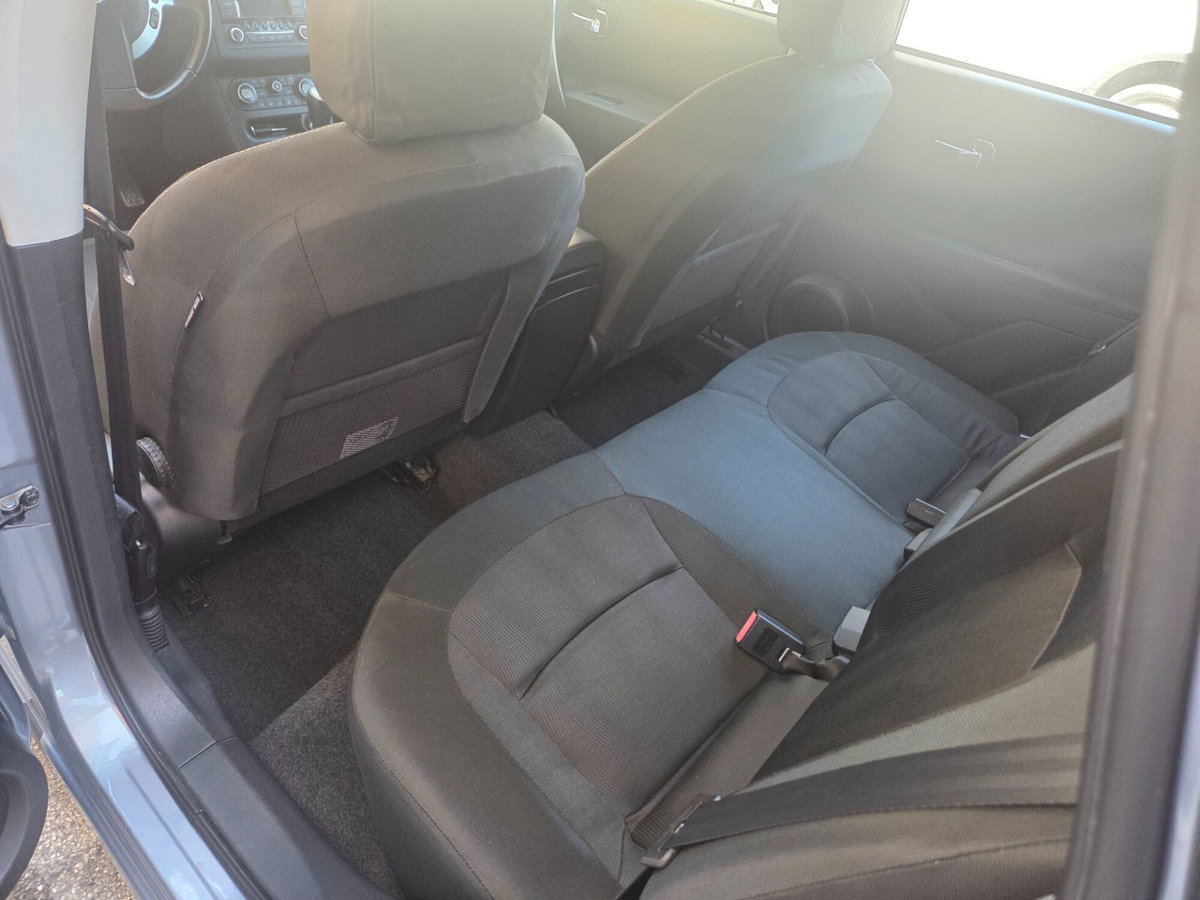Nissan Qashqai 1.5 dCi Visia (11)