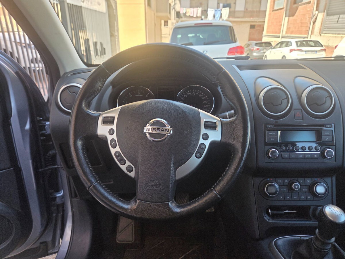 Nissan Qashqai 1.5 dCi Visia (13)