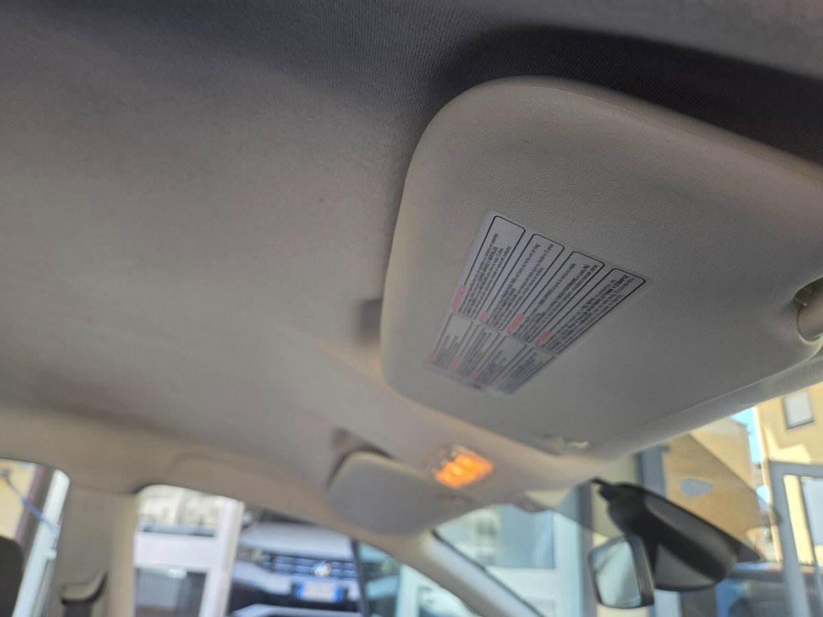 Nissan Qashqai 1.5 dCi Visia (19)