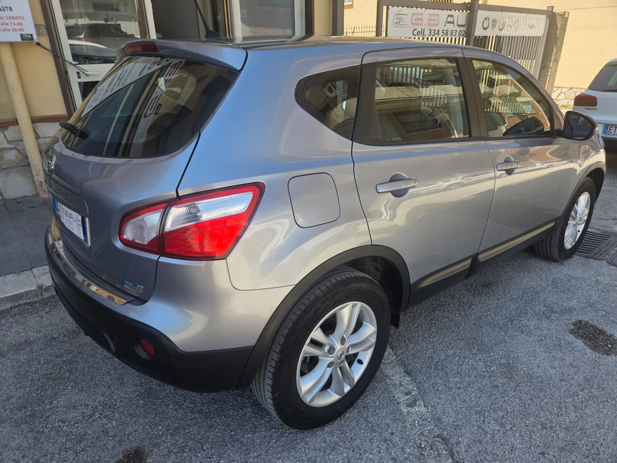 Nissan Qashqai 1.5 dCi Visia (4)