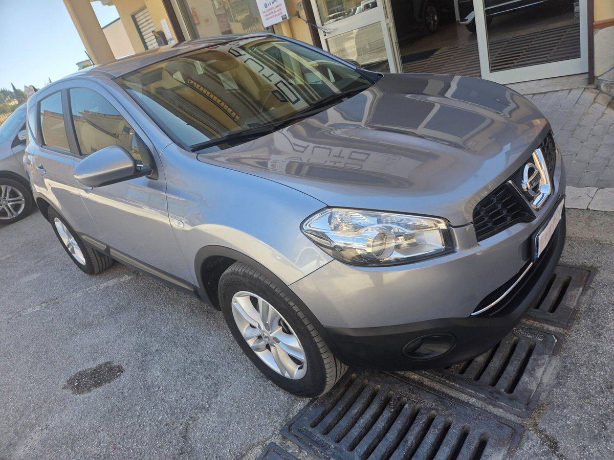 Nissan Qashqai 1.5 dCi Visia (5)