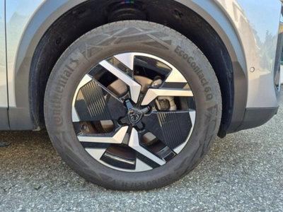 Peugeot 2008 1.2 hybrid Allure 145cv e-dcs6 (13)