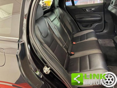 Volvo V60 D3 Geartronic R-design (13)