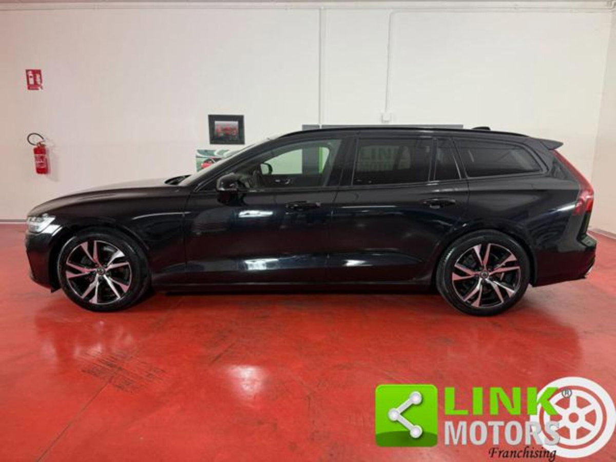 Volvo V60 D3 Geartronic R-design (3)