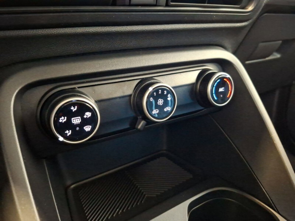 Citroen C3 Aircross 1.2 puretech turbo Plus 100cv (17)