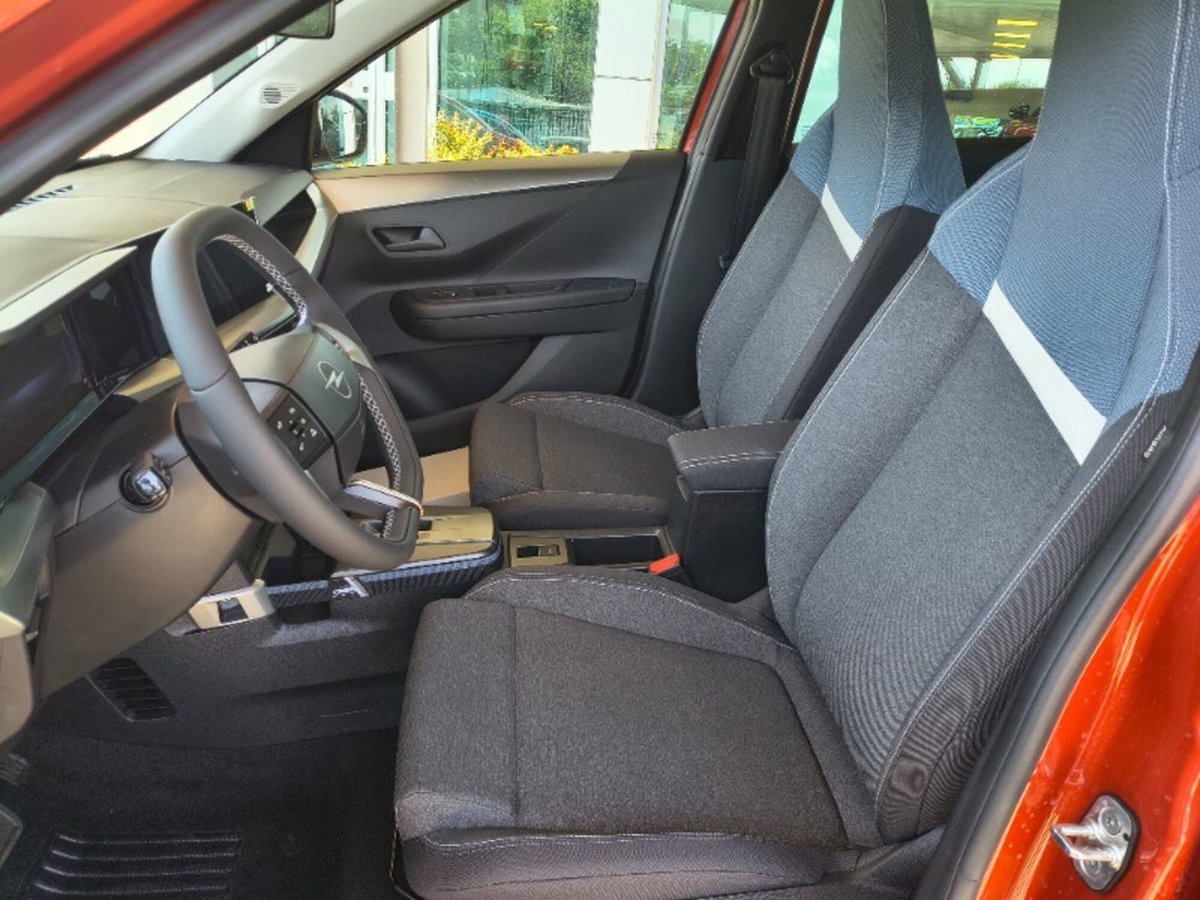 Opel Frontera 1.2 hybrid Edition 145cv edct (7)