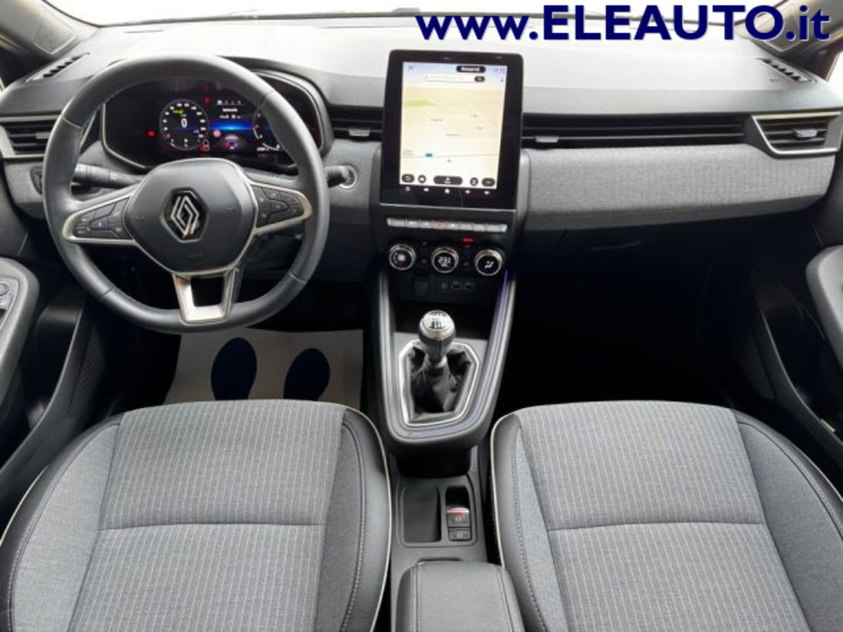 Renault Clio 1.0 tce Techno Gpl 100cv (9)