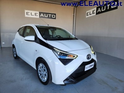 Toyota Aygo Connect 1.0 VVT-i 72 CV 5 porte x-music MMT usata