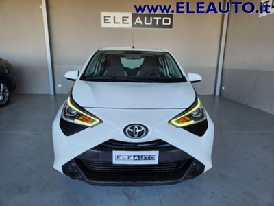 Toyota Aygo Connect 1.0 VVT-i 72 CV 5 porte x-music MMT (2)