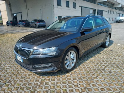 Skoda Superb Station Wagon 1.6 TDI SCR DSG Wagon Executive (2)