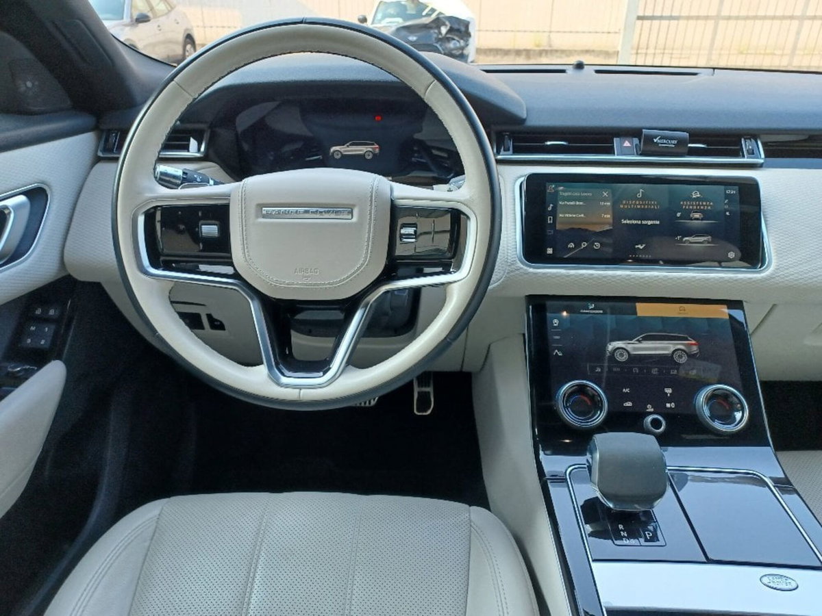Land Rover Range Rover Velar 2.0D I4 204 CV R-Dynamic SE (7)