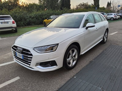 Audi A4 Avant 30 TDI/136 CV S tronic Business Advanced (2)