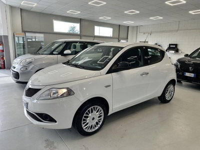 Lancia Ypsilon 1.2 69 CV 5 porte Mya usata