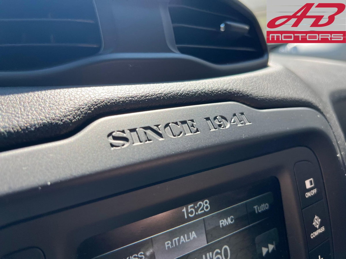 Jeep Renegade 1.6 E-TorQ EVO Longitude (16)